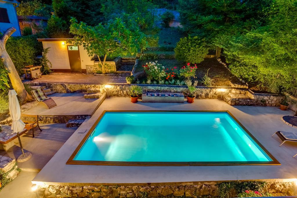 Holiday Home Zita Кральевица Экстерьер фото
