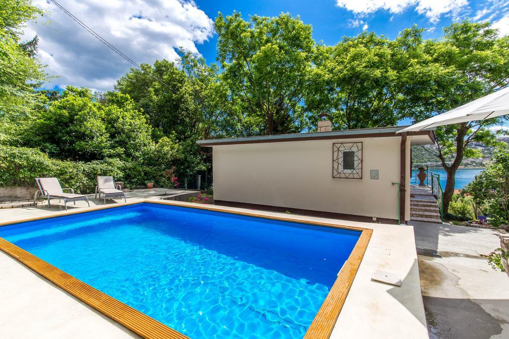 Holiday Home Zita Кральевица Экстерьер фото