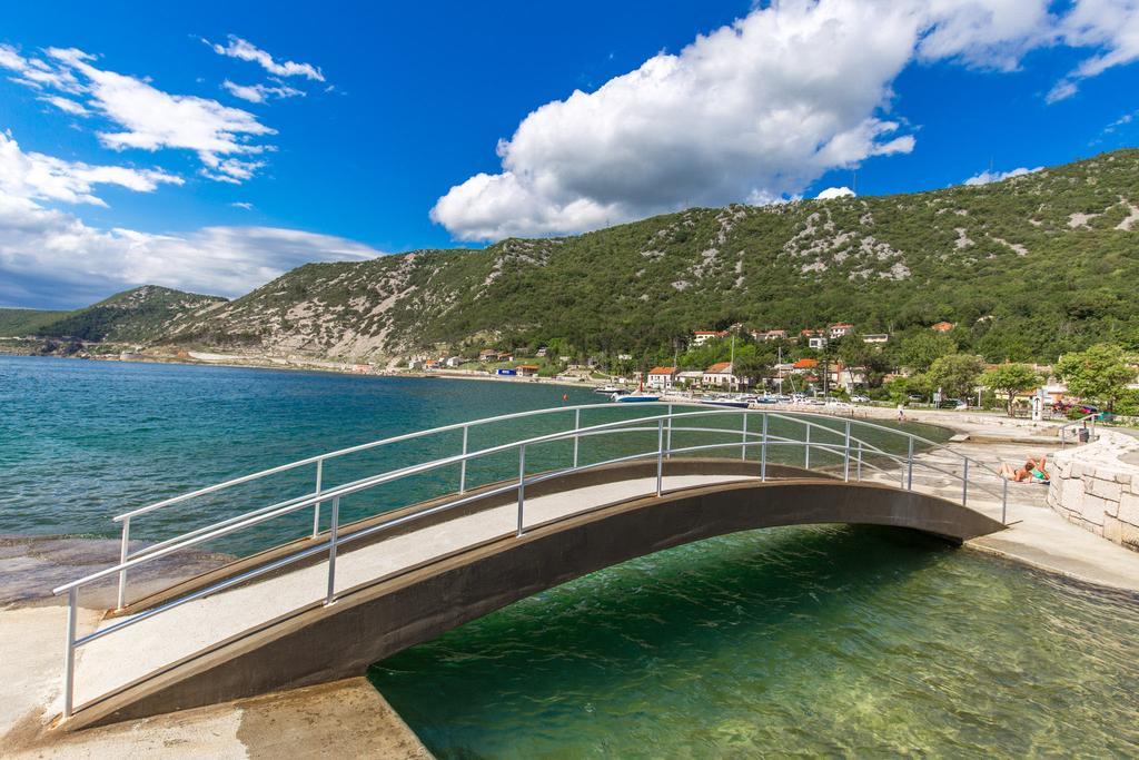 Holiday Home Zita Кральевица Экстерьер фото
