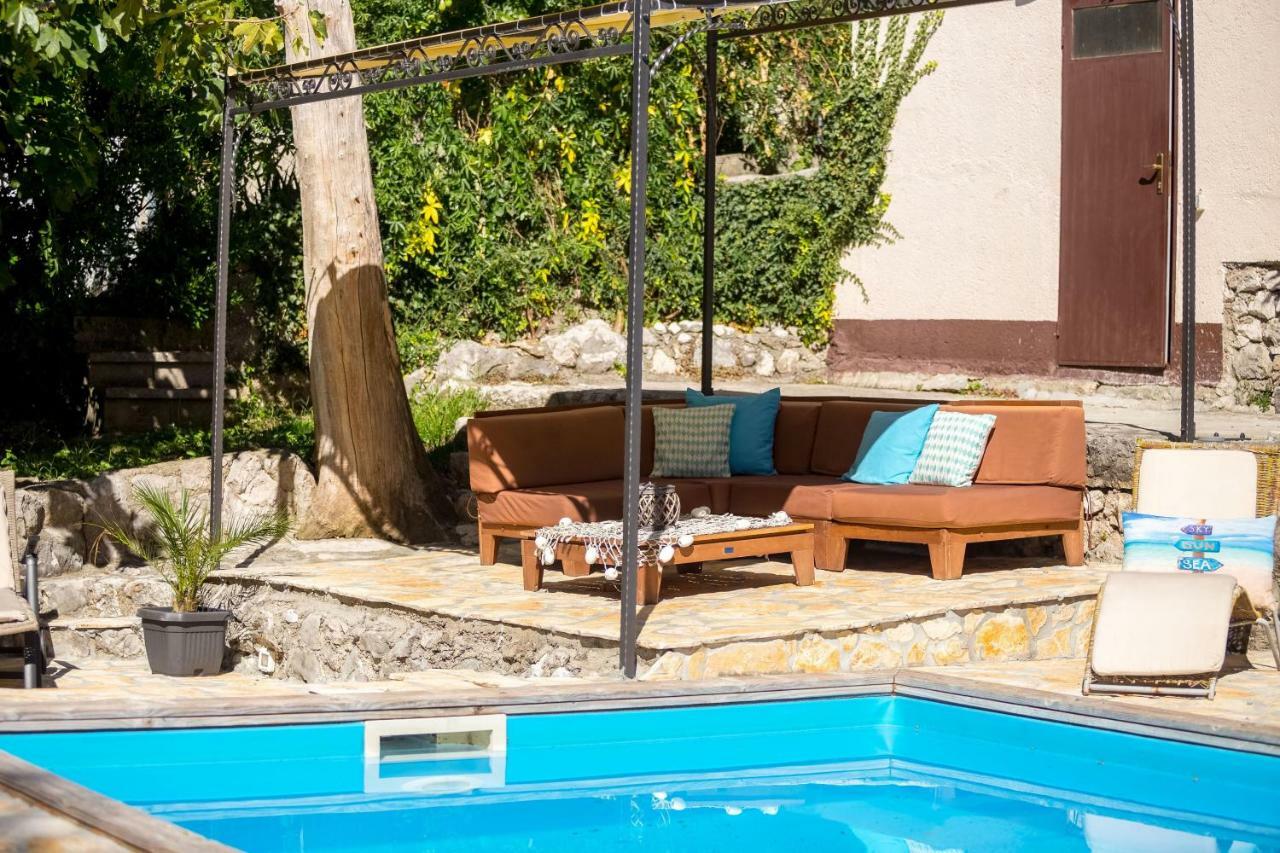 Holiday Home Zita Кральевица Экстерьер фото
