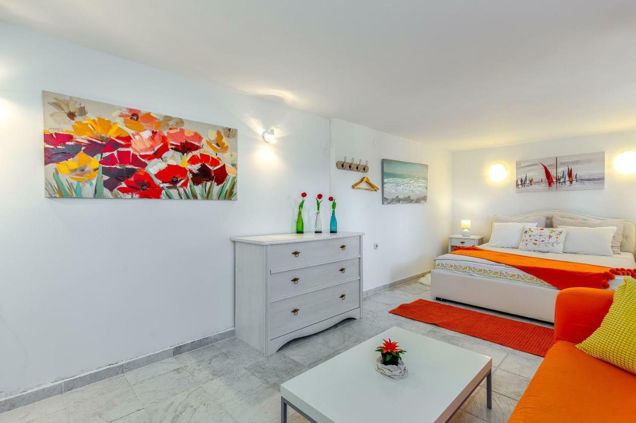 Holiday Home Zita Кральевица Экстерьер фото