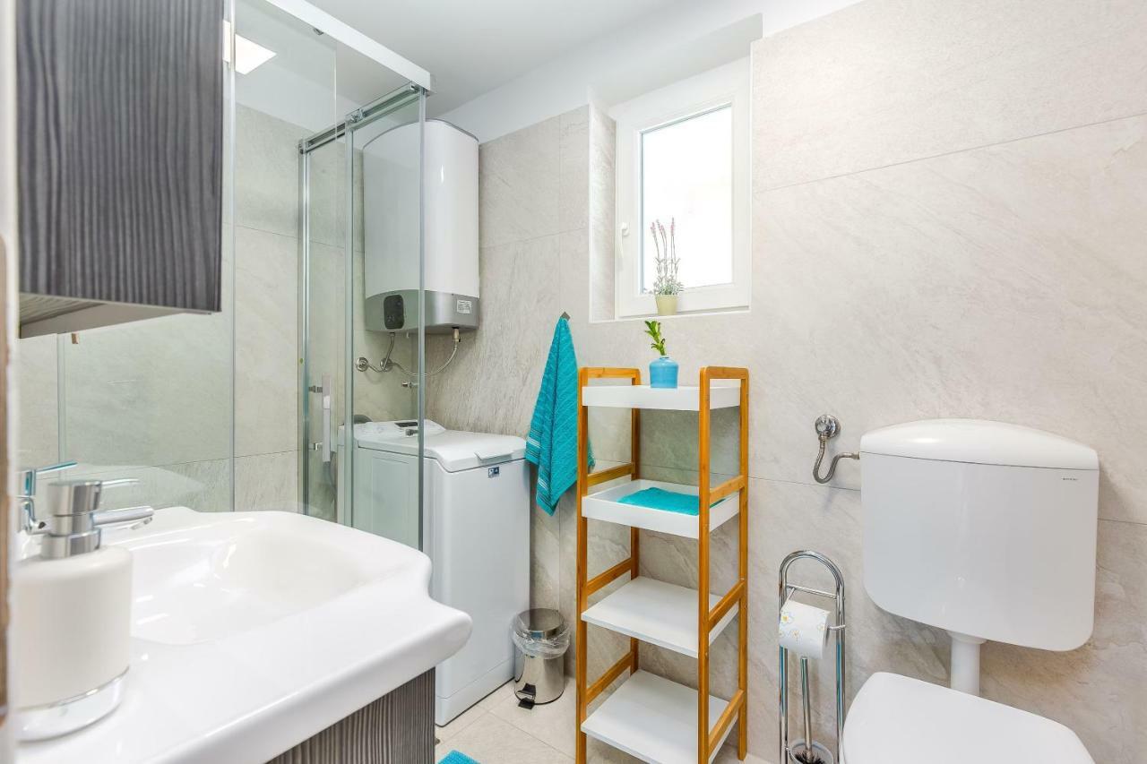 Holiday Home Zita Кральевица Экстерьер фото